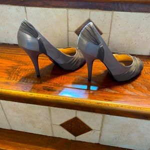 Silver gray size 7 shoe with chiffon draping